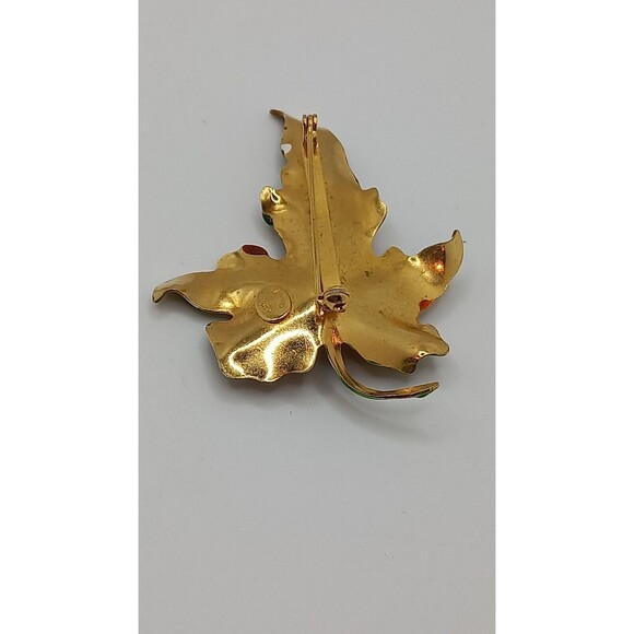 Vintage Hattie Carnegie Enameled Bumble Bee Maple Leaf Brooch - Picture 6 of 7